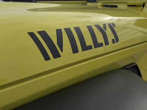 Used 2022 Jeep Wrangler Willys image 12