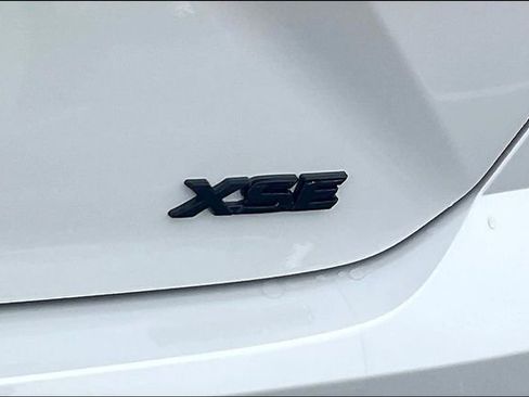Used 2025 Toyota Camry XSE image 8