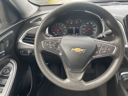 Used 2024 Chevrolet Malibu LT image 20