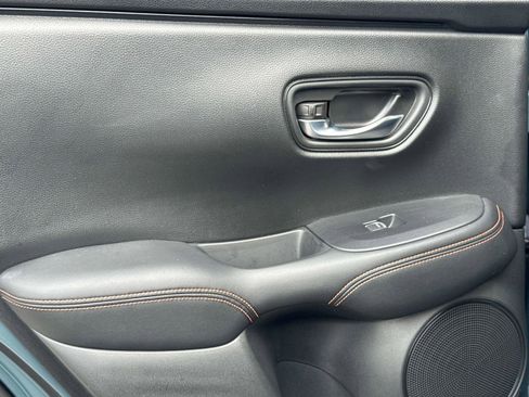 Certified 2023 Honda HR-V Sport image 12