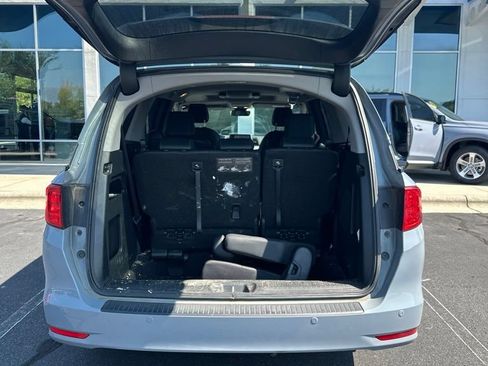 Used 2023 Honda Odyssey Touring image 6