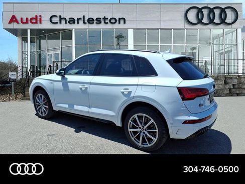 Used 2024 Audi Q5 e Prestige w/ Prestige Package AWD/4WD image 5