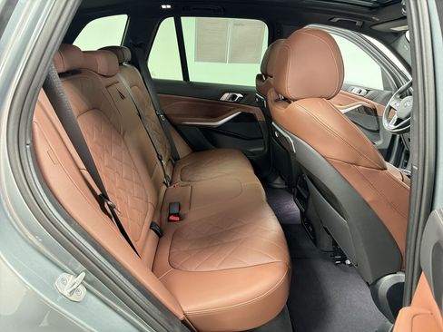 Certified 2024 BMW X5 xDrive40i w/ Parking Assistance Package image 30