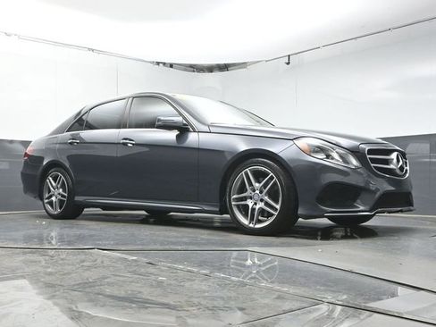Used 2016 Mercedes-Benz E 350 Sedan image 40