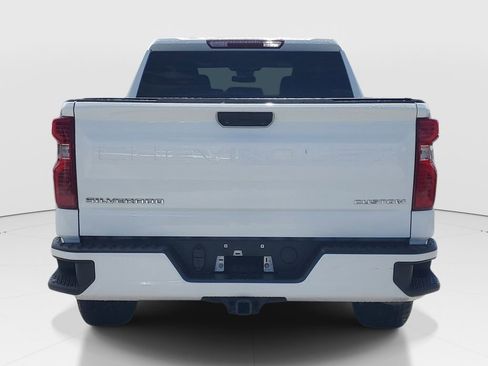 Used 2022 Chevrolet Silverado 1500 Custom image 6