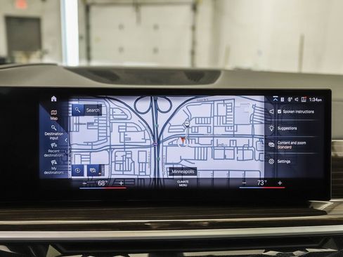 Used 2023 BMW X7 xDrive40i w/ M Sport Package image 16