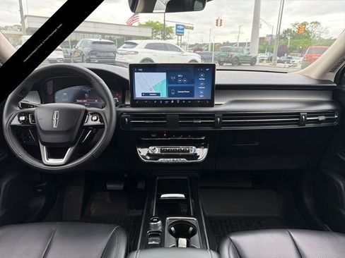 Certified 2023 Lincoln Corsair AWD w/ Equipment Group 101A image 17