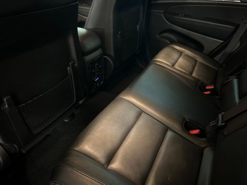 Certified 2022 Jeep Grand Cherokee Limited w/ Tech Group image 11