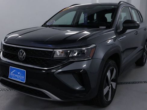 Used 2024 Volkswagen Taos S image 3