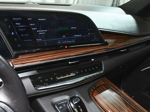 Used 2024 Cadillac Escalade ESV Premium Luxury w/ LPO, Floor Liner Package AWD/4WD image 42