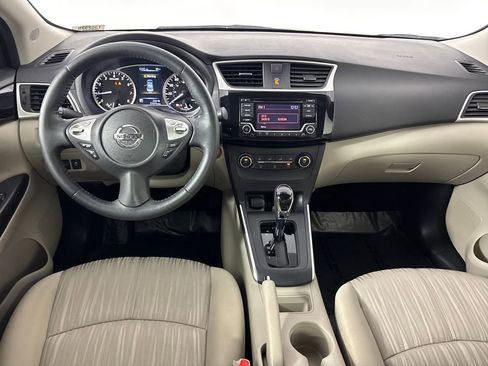 Used 2016 Nissan Sentra SV image 28