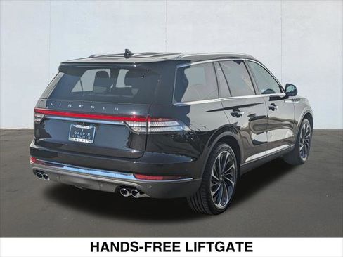 Used 2023 Lincoln Aviator Reserve w/ Equipment Group 201A AWD/4WD image 5