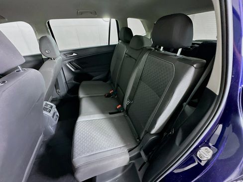 Used 2021 Volkswagen Tiguan S image 26