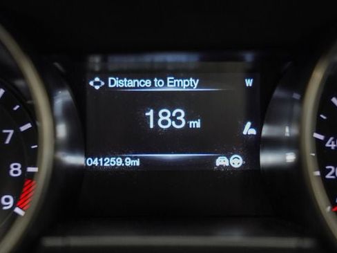 Used 2016 Ford Mustang Shelby GT350 w/ Technology Package RWD image 5