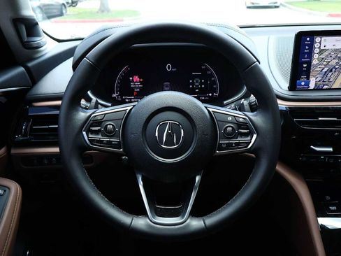 Certified 2025 Acura MDX FWD w/ Technology Package image 15