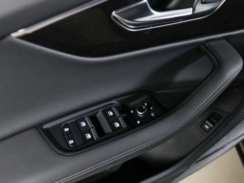 Used 2025 Audi Q7 2.0T Premium Plus w/ Premium Plus Package image 29