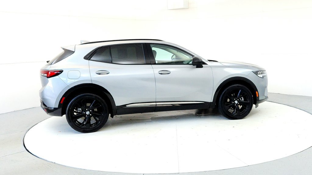 Used 2023 Buick Envision Essence w/ Sport Touring Package AWD/4WD image 6