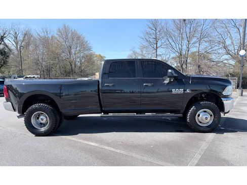 Used 2015 RAM 3500 Tradesman w/ Chrome Appearance Group image 4