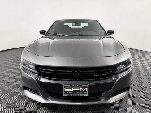 Used 2017 Dodge Charger R/T w/ Blacktop Package RWD image 4