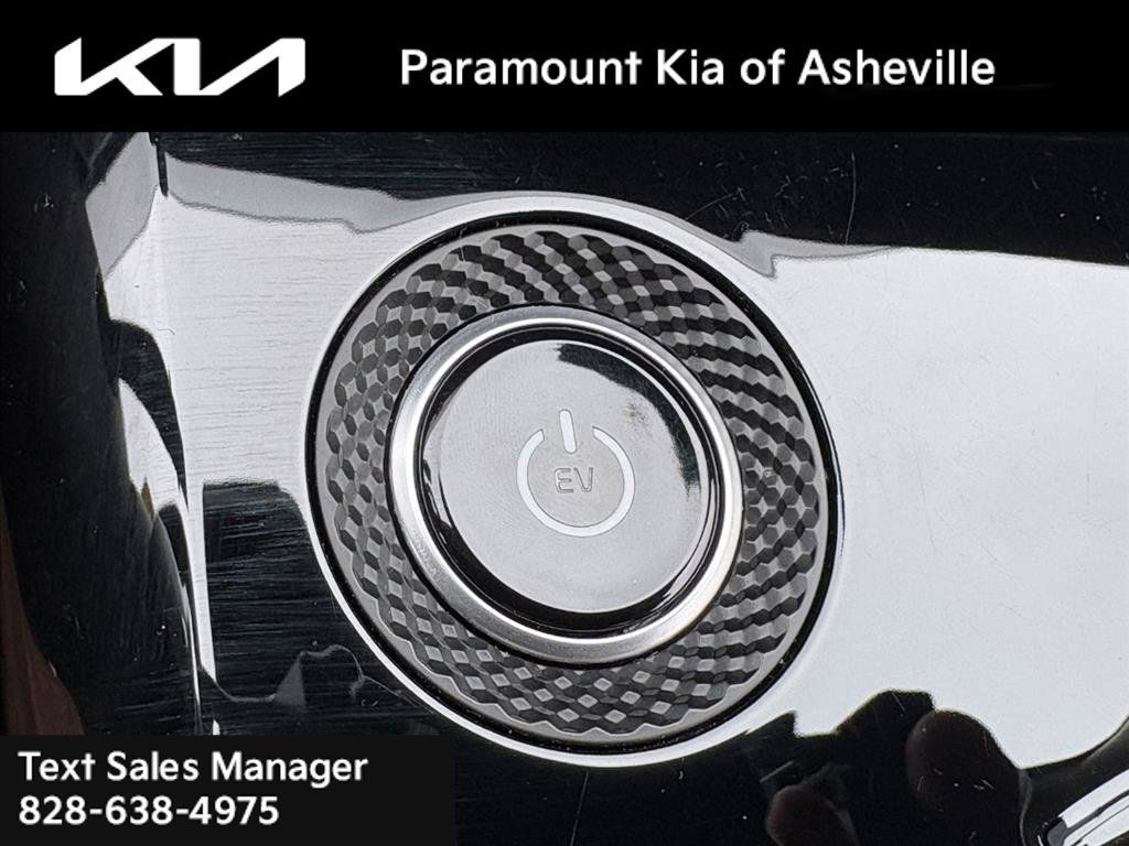 Certified 2023 Kia Niro Wave FWD image 14