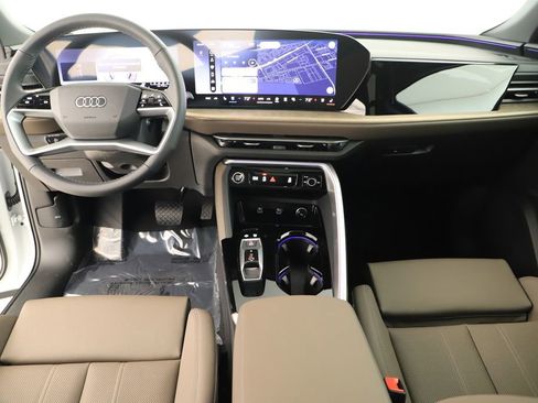 New 2026 Audi Q5 Premium Plus AWD/4WD image 18