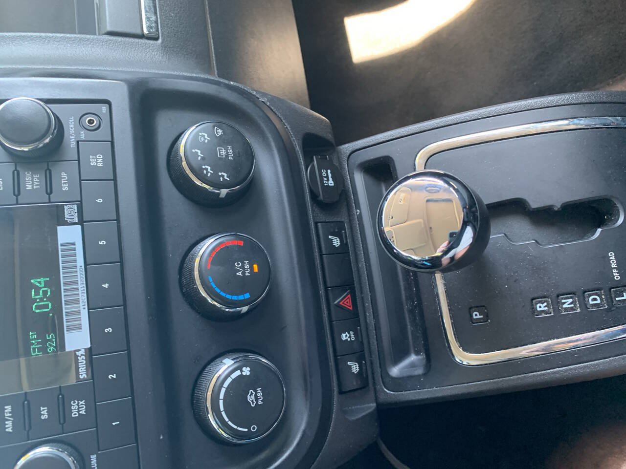 Used 2014 Jeep Patriot Latitude w/ Sun/Sound Group AWD/4WD image 20