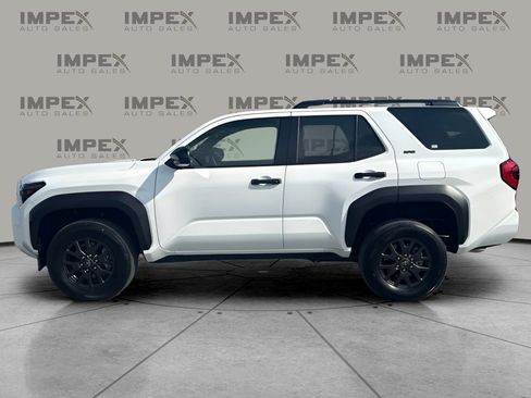 Used 2026 Toyota 4Runner SR5 RWD image 2