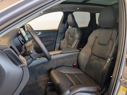 New 2026 Volvo XC60 B5 Ultra w/ Protection Package Premier AWD/4WD image 11