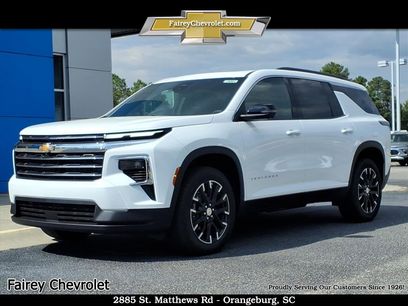 New 2026 Chevrolet Traverse LT w/ Sun and Wheel Package