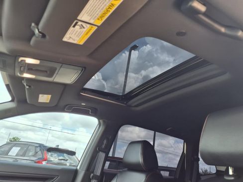 Used 2025 Honda CR-V Sport-L image 10