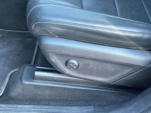 Used 2021 Mercedes-Benz GLS 450 4MATIC image 21