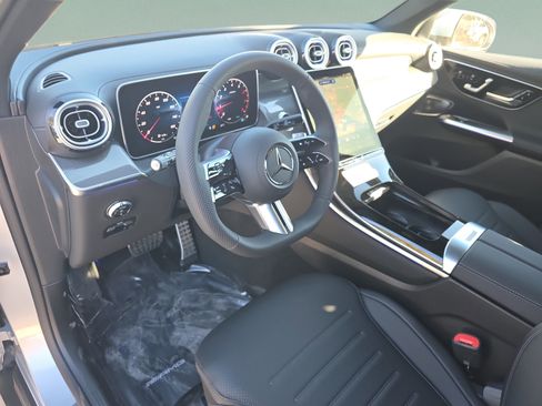 Certified 2026 Mercedes-Benz GLC 300 image 17