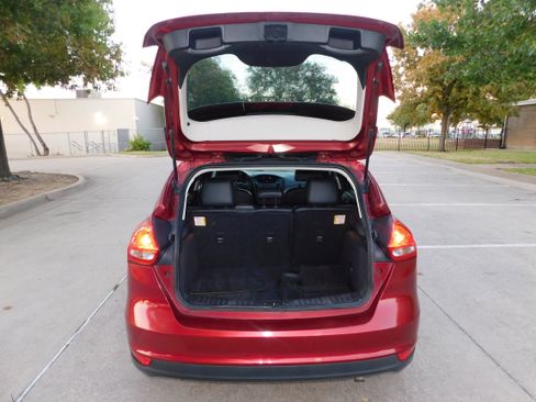 Used 2015 Ford Focus SE w/ Equipment Group 201A image 21