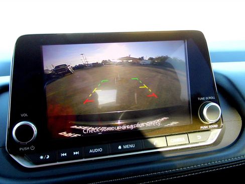 Used 2020 Kia Sorento LX image 17