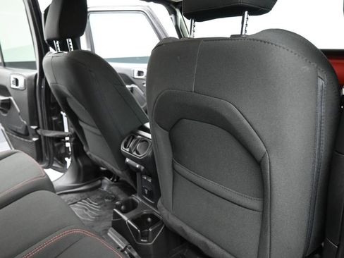 Used 2023 Jeep Gladiator Rubicon image 27