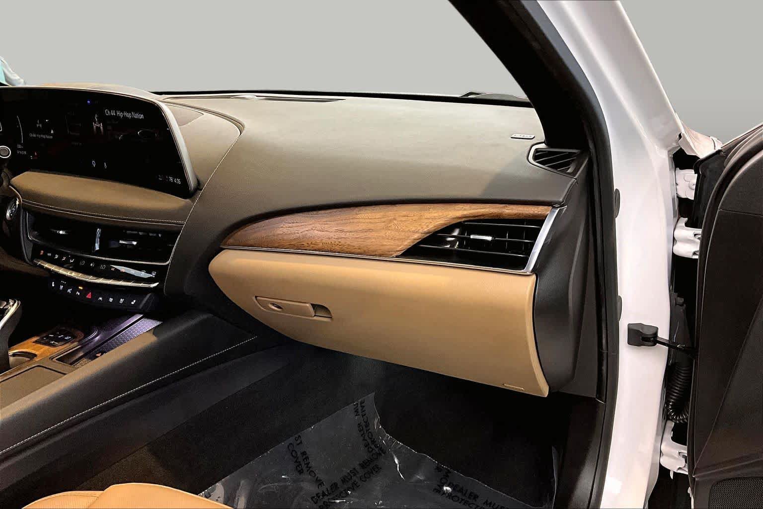 Used 2025 Cadillac CT5 Premium Luxury RWD image 18