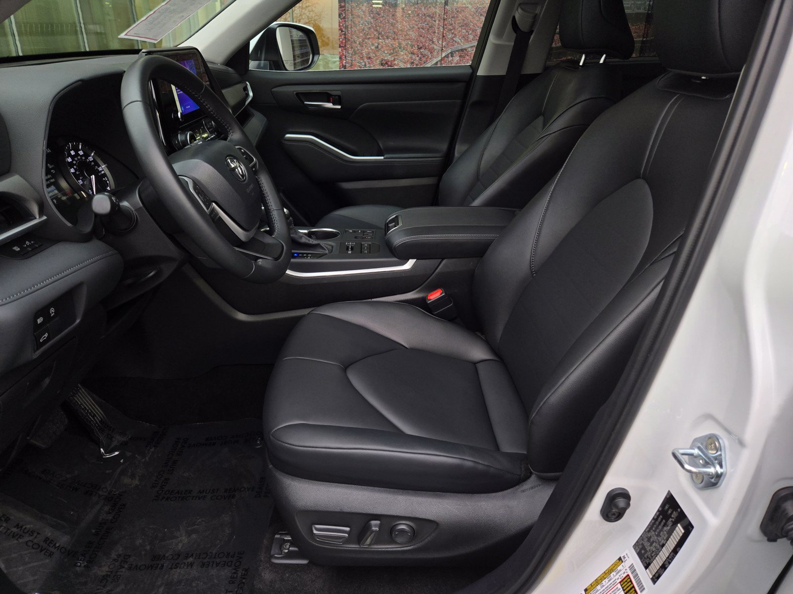 Certified 2026 Toyota Highlander XLE AWD/4WD image 16