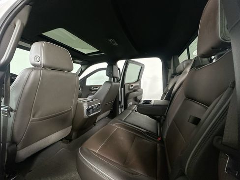 Used 2023 GMC Sierra 1500 Denali w/ Denali Reserve Package AWD/4WD image 13
