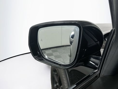 Used 2023 Jeep Grand Cherokee L Limited w/ Luxury Tech Group II image 16