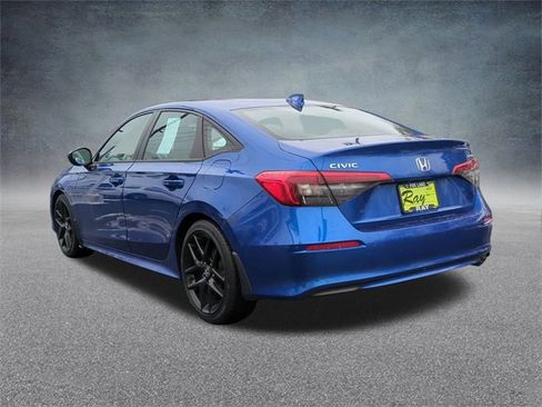 Used 2022 Honda Civic Sport image 7