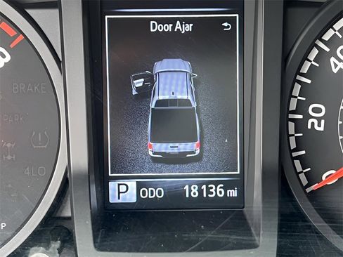 Certified 2023 Toyota Tacoma SR image 19