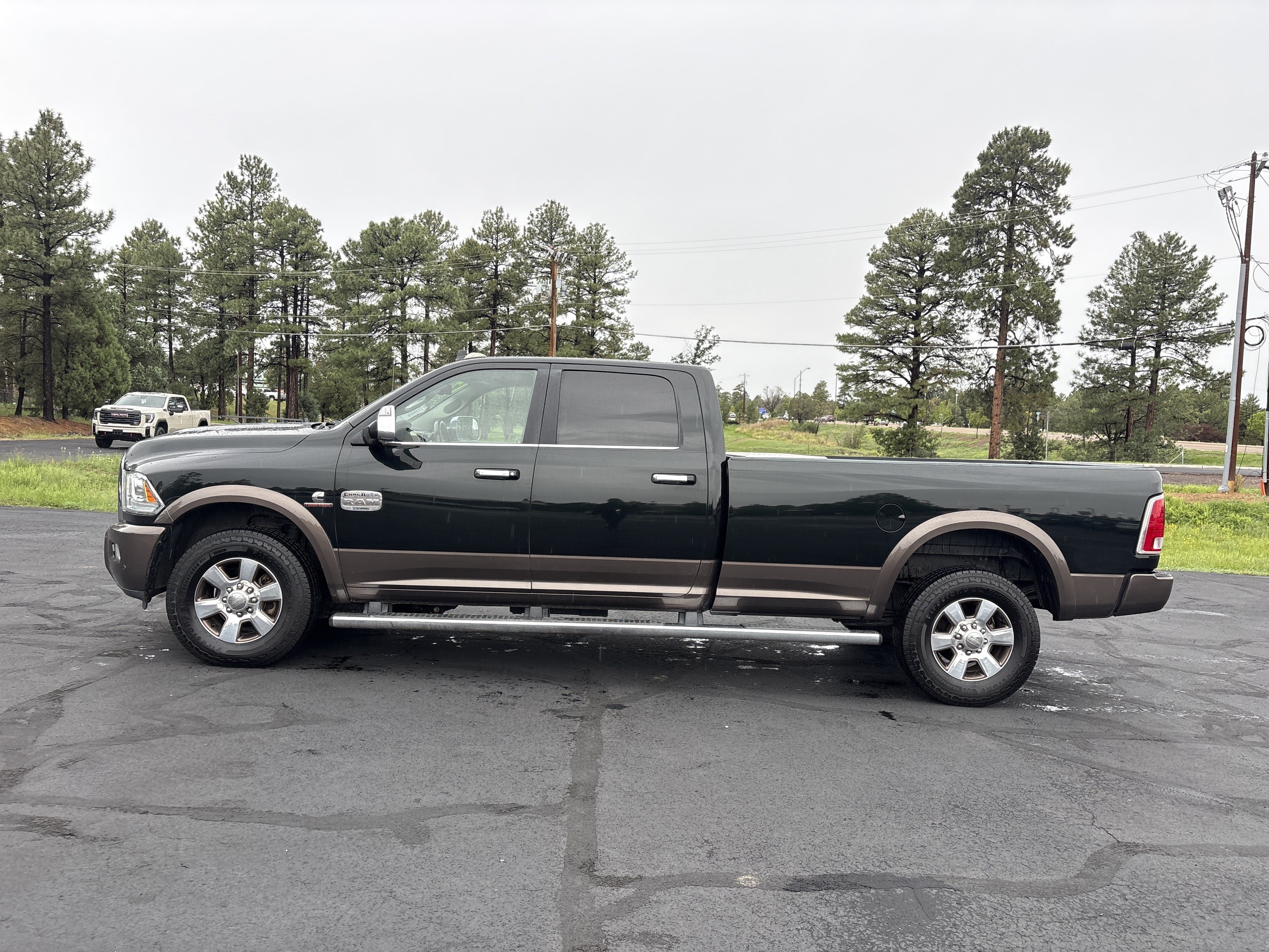Used 2017 RAM 3500 Laramie Longhorn RWD image 7