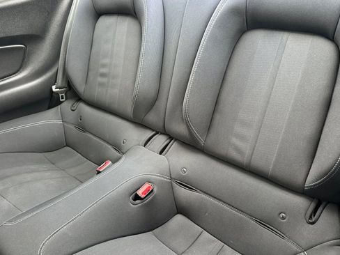 Used 2019 Ford Mustang Coupe image 13