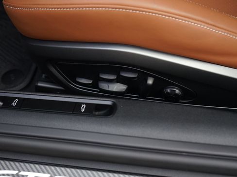 Used 2026 Porsche 911 GT3 RWD image 22