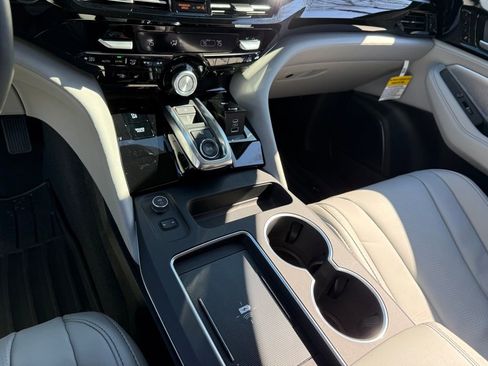 Certified 2026 Acura MDX w/ Technology Package image 26