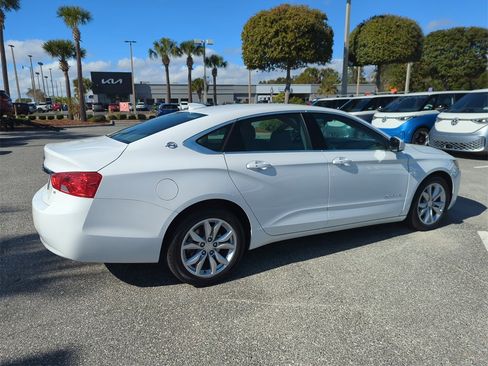 Used 2019 Chevrolet Impala LT image 5