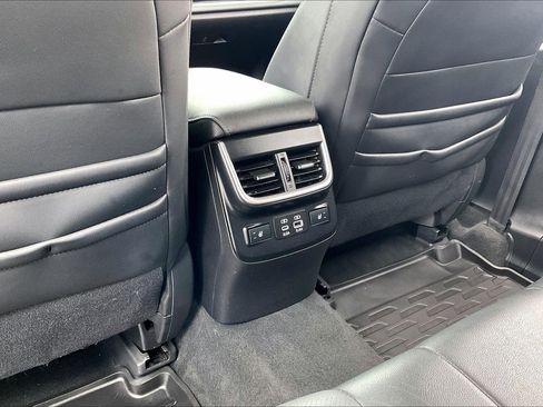 Used 2024 Subaru Outback Limited AWD/4WD image 23