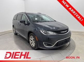 Used 2019 Chrysler Pacifica Touring-L w/ Advanced Safetytec Group video 1