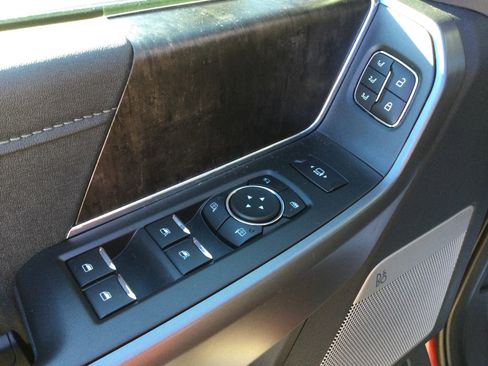 New 2026 Ford F350 Lariat w/ Lariat Premium Package image 11