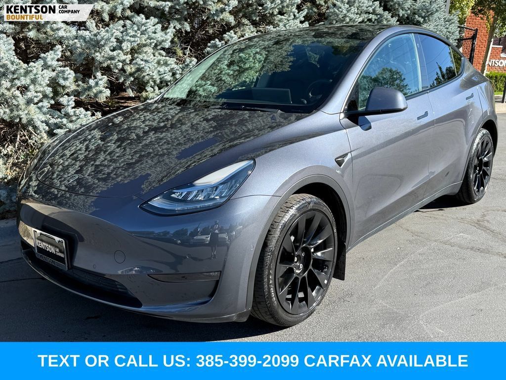 Used 2022 Tesla Model Y Long Range AWD/4WD image 3